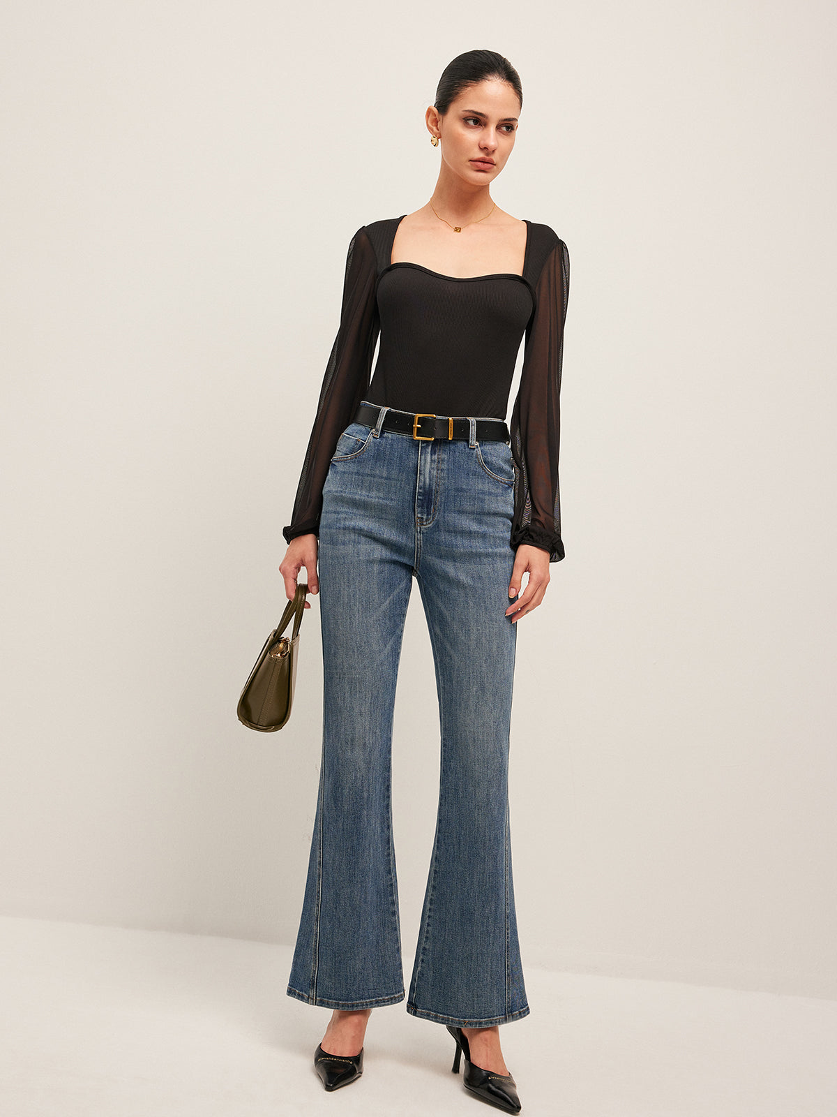 Şık Kabarık Bodysuit ve Trendy File Kollar THESVELTECHIC
