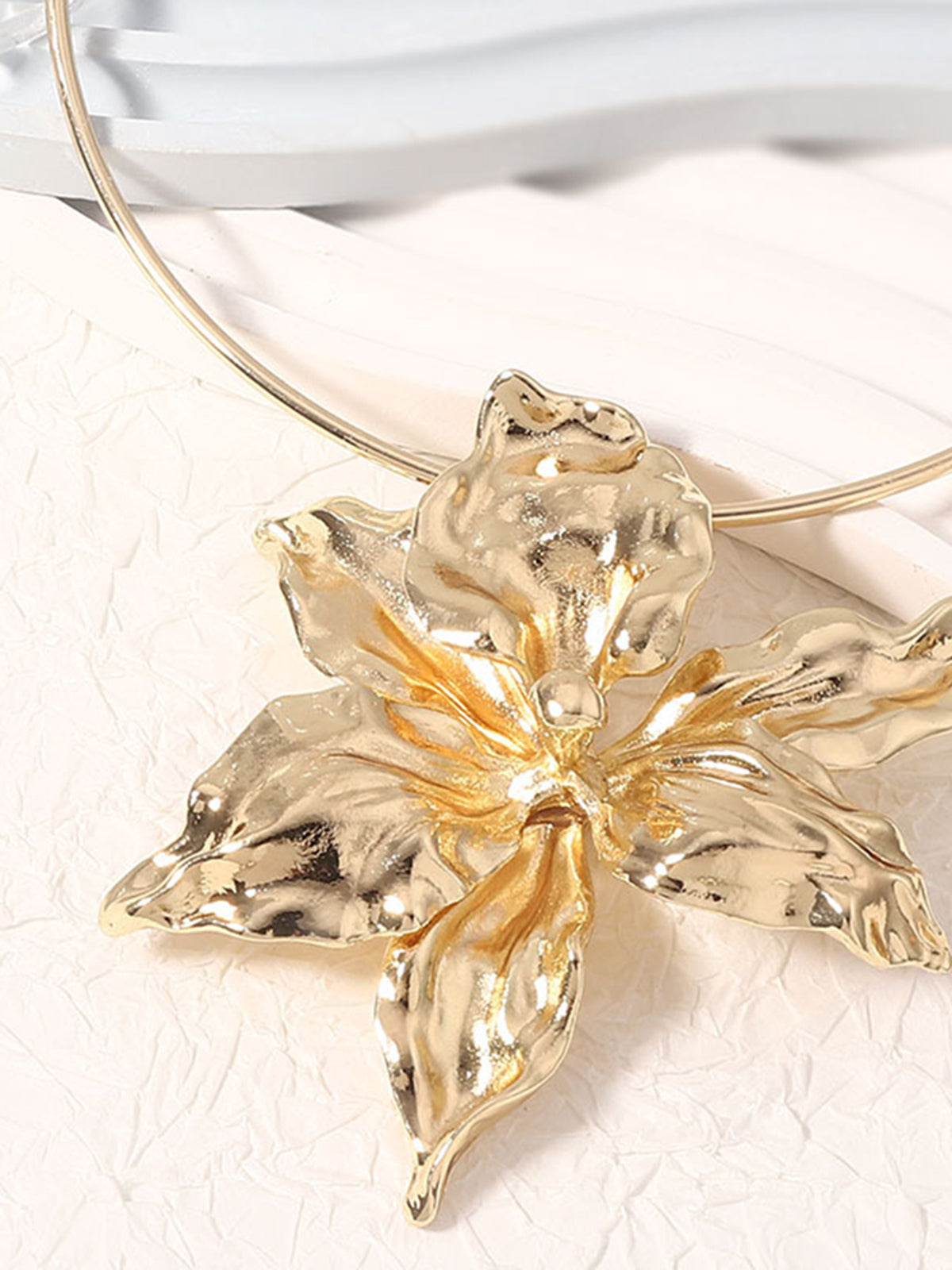 Çiçek Açan Güzellik Sözlük Kolyesi THESVELTECHIC