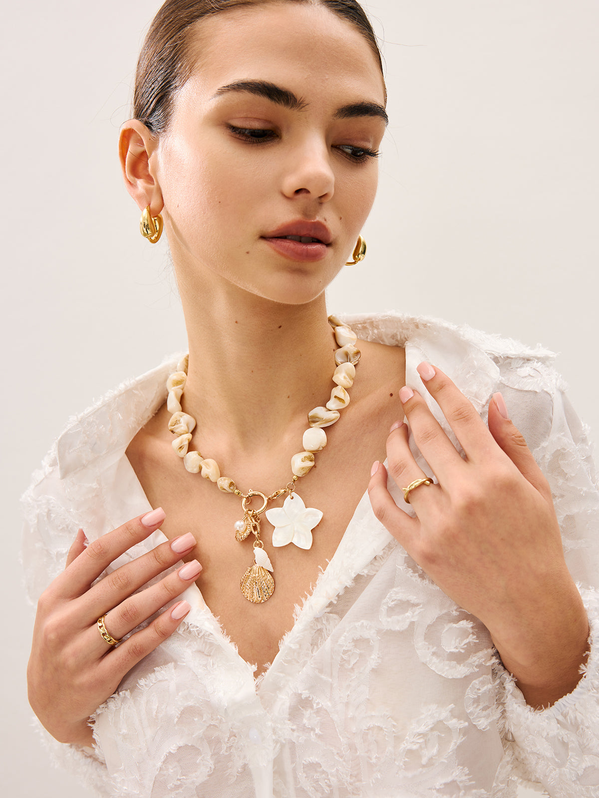 Altın Kabuk Boncuk Kolye Ucu THESVELTECHIC