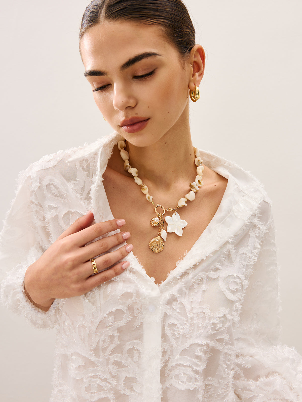 Altın Kabuk Boncuk Kolye Ucu THESVELTECHIC