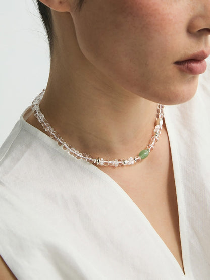 Temiz Kristal Boncuklu Takı ve Yeşil Taş Aksesuarlı Kolye THESVELTECHIC