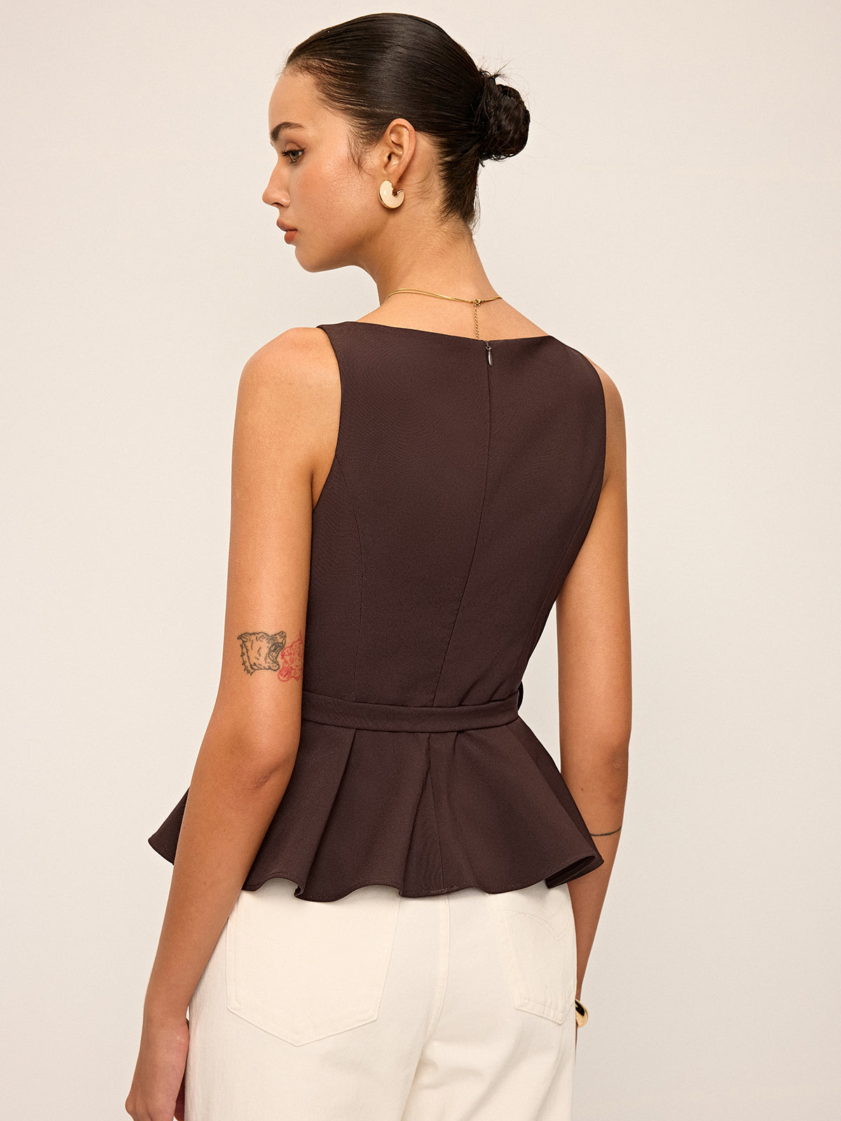 Metal Tokalı Kemerli Bluzsuz Peplum Üst THESVELTECHIC