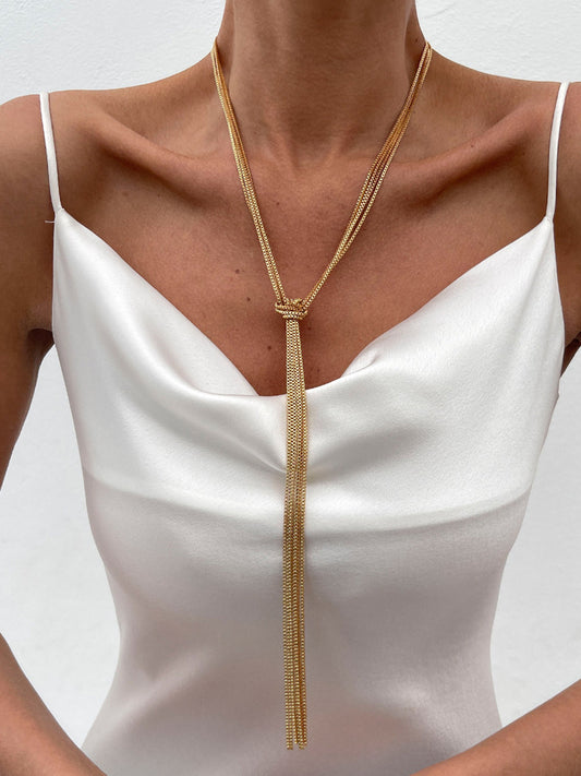 Altın Düğümlü Y Şekilli Kolye THESVELTECHIC