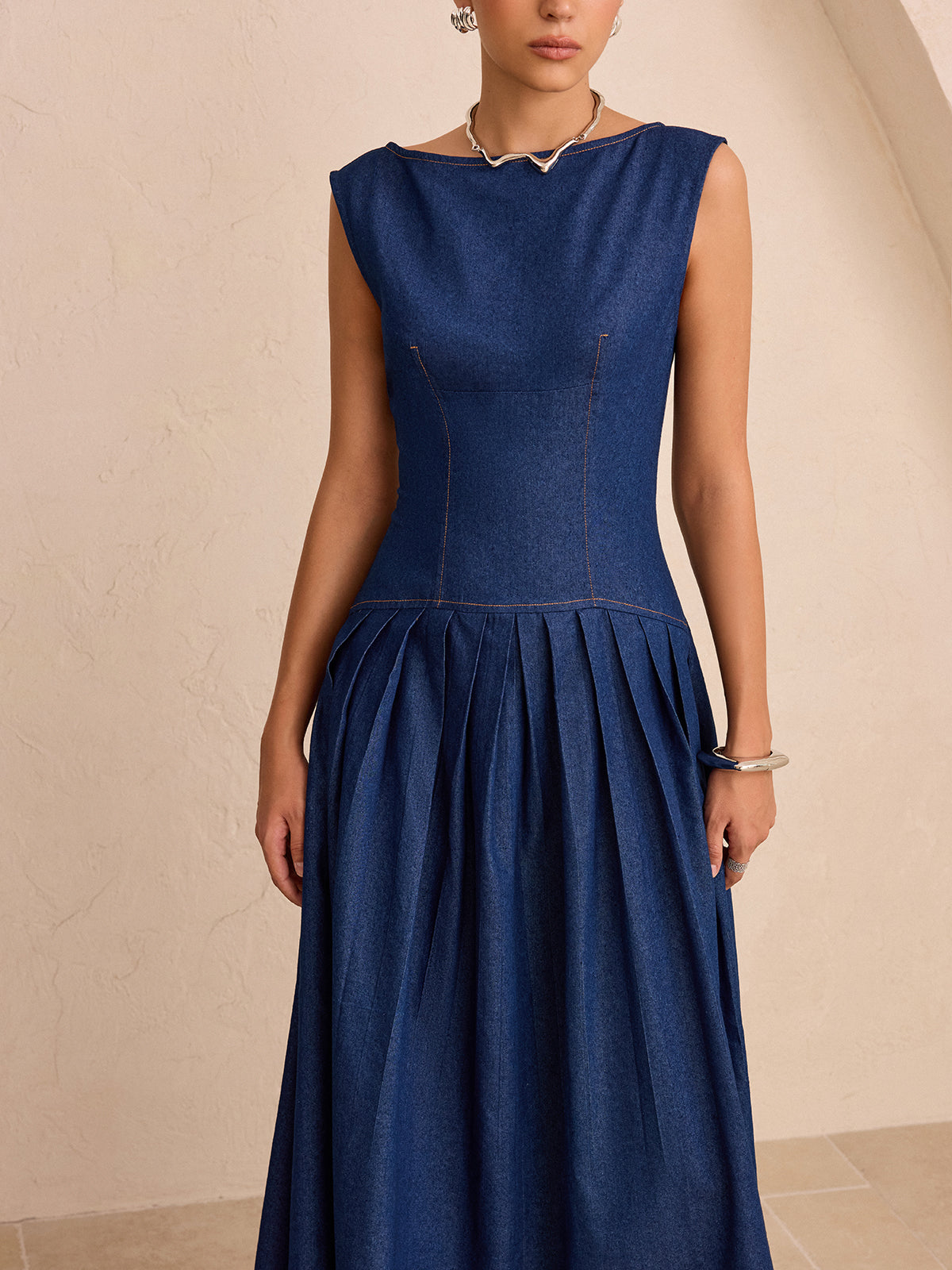 Suni Denim Kolsuz Pilili Maxi Elbise THESVELTECHIC