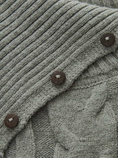 Large Lapel Cable Knit Sleeveless Sweater Vest COMMENSE