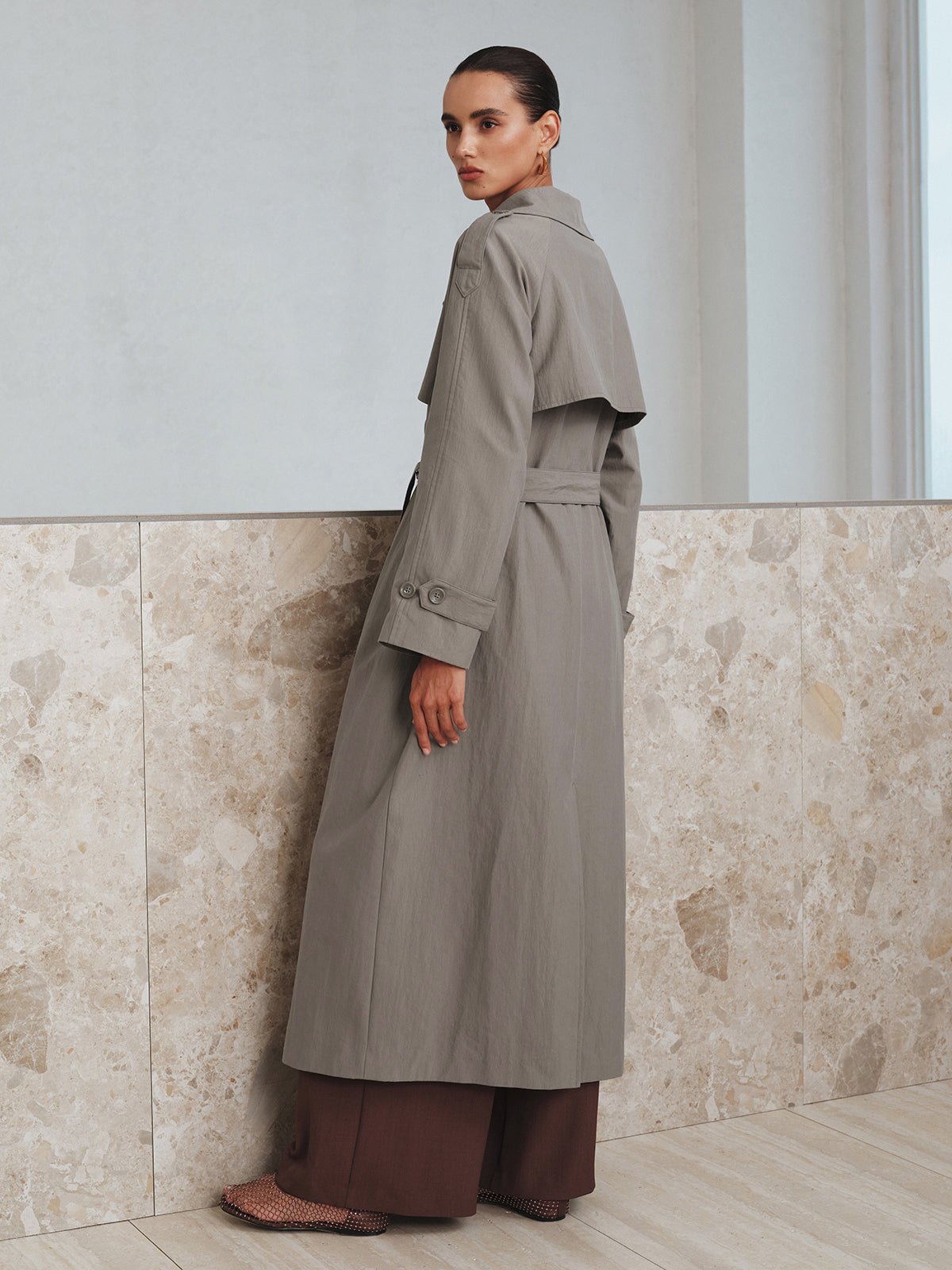 Kumaş Oversize Uzun Trençkot Kemeriyle THESVELTECHIC