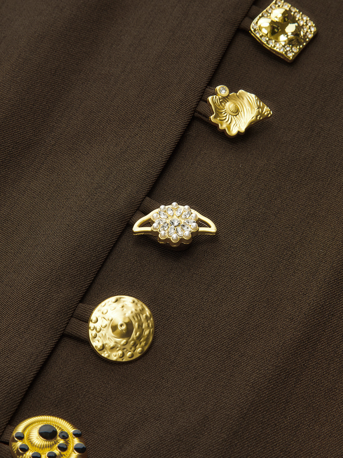 Metal Yan Düğmeli Uzun Kollu Midi Elbise THESVELTECHIC