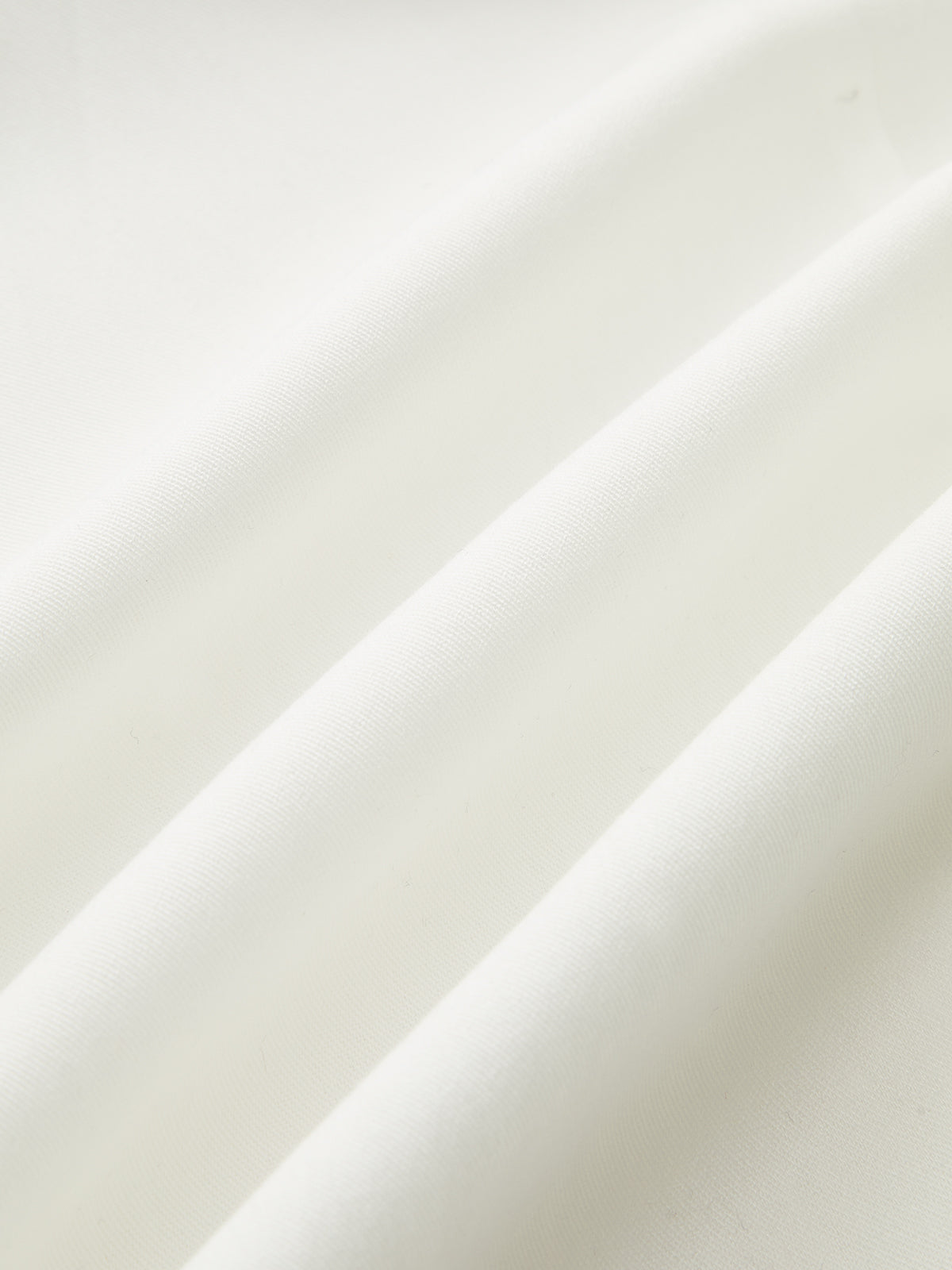 V Yaka Düğmeli Midi Elbise THESVELTECHIC