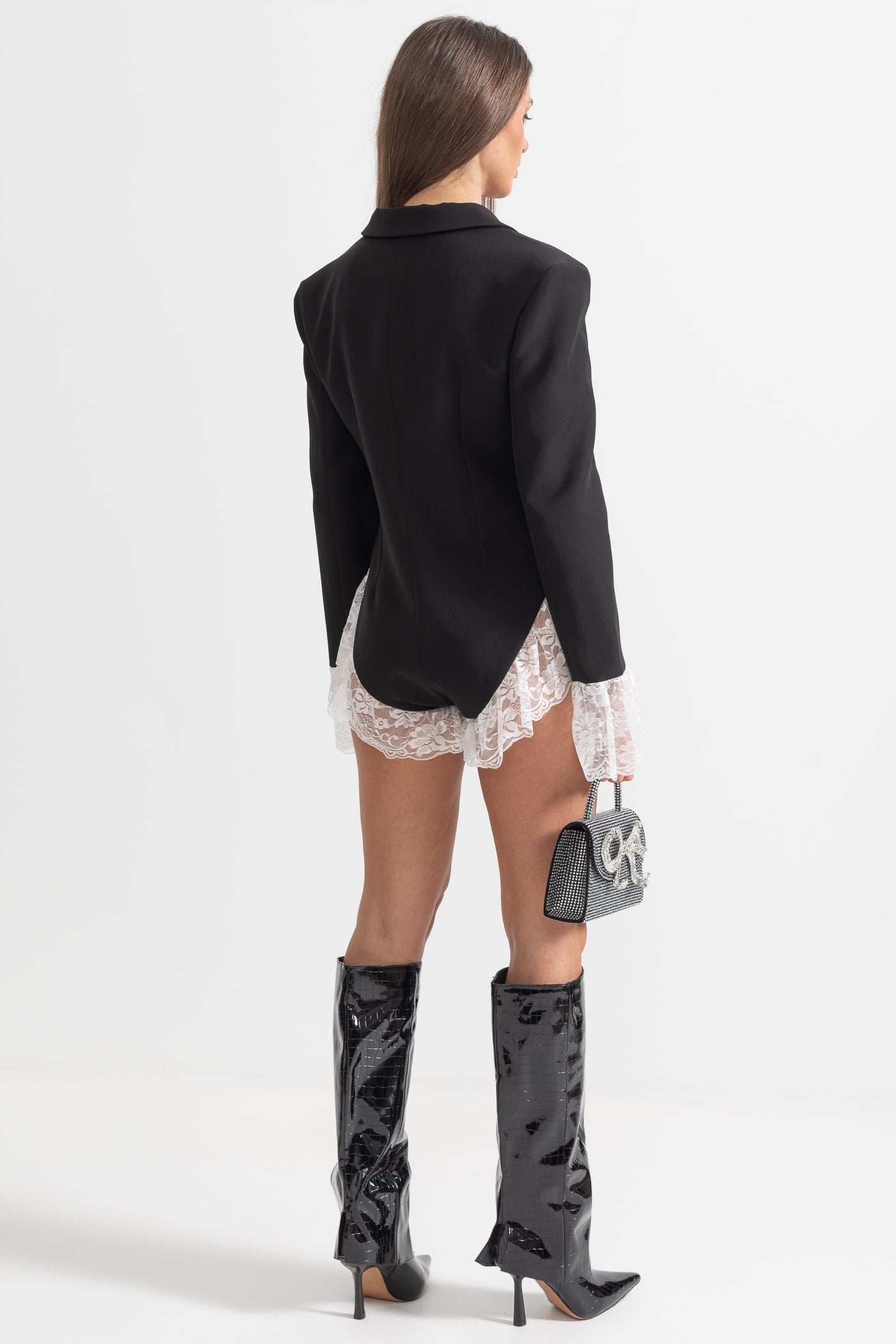 Beyaz Dantel Süslemeli Zarif Blazer Bodysuit Siaora