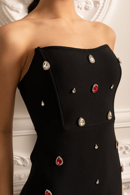 Kırmızı ve Beyaz Mücevherli Süslemeli Fitted Mini Elbise Siaora