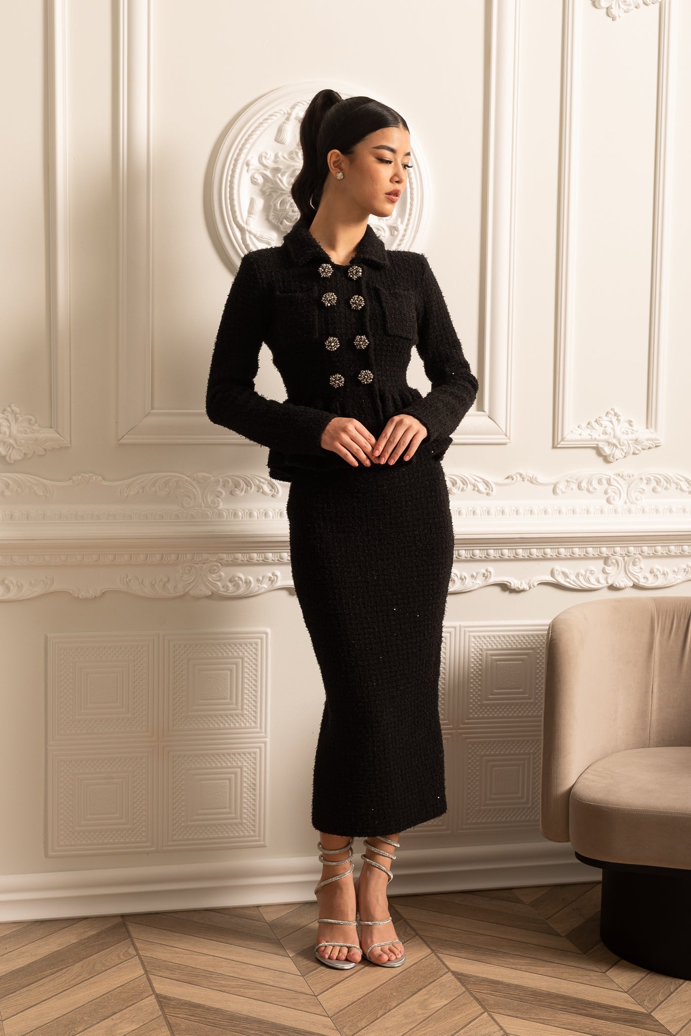 Peplum Belli ve Dekoratif Düğmeli Örme Dokulu Elbise Siaora