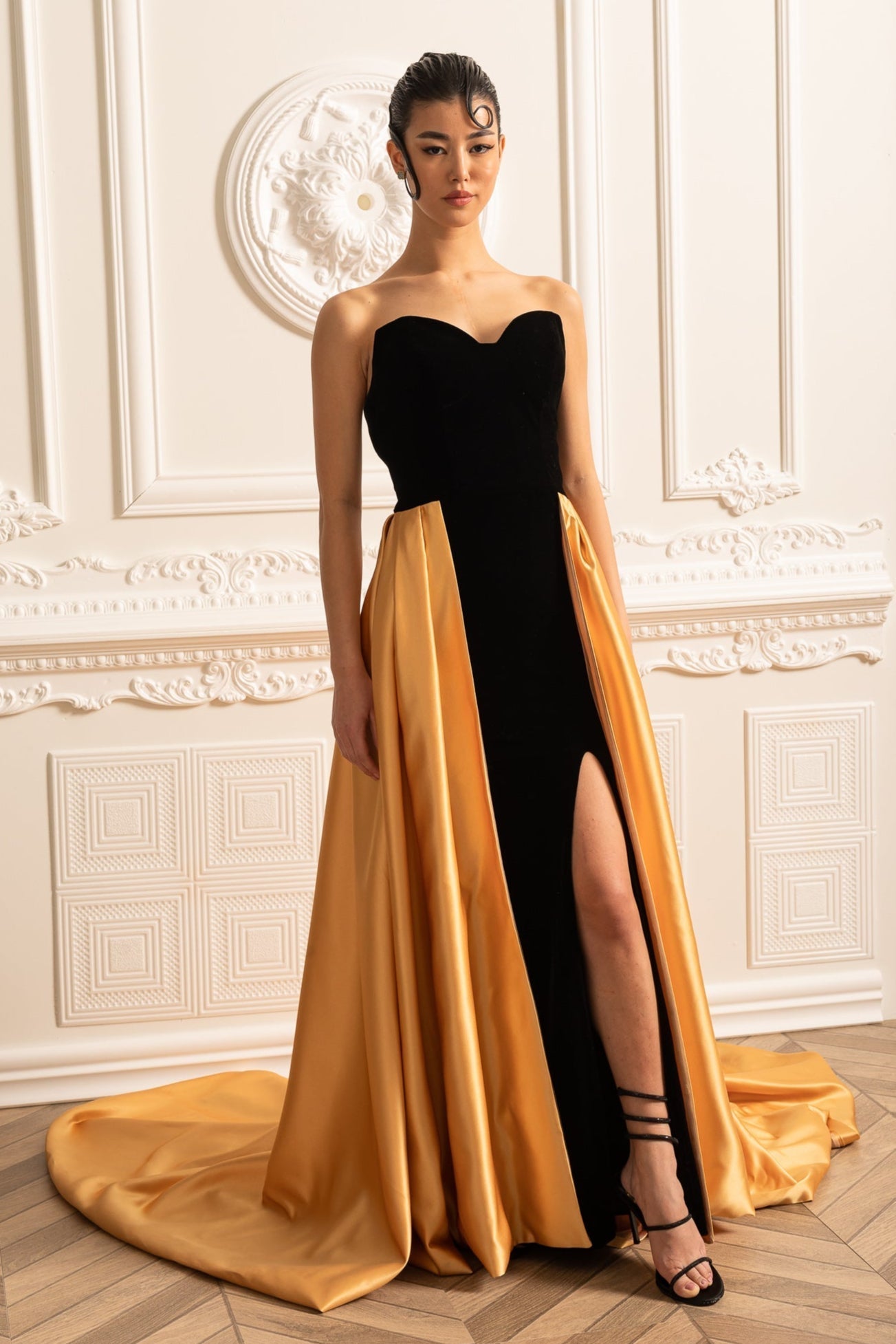 Gold Satin Etekli Kadife Elbise Siaora
