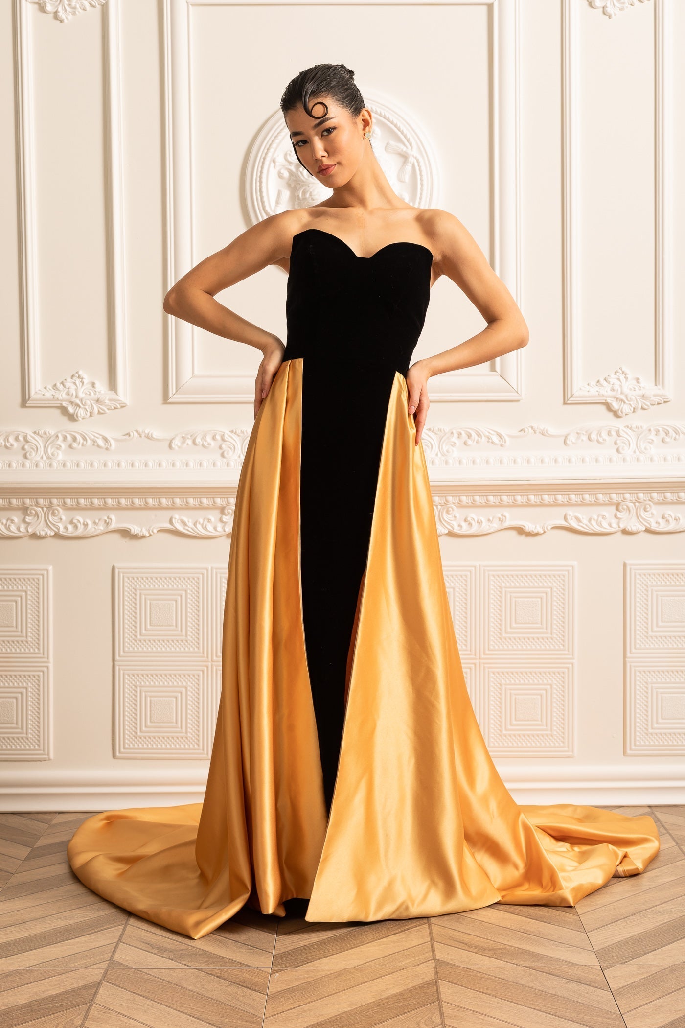 Gold Satin Etekli Kadife Elbise Siaora