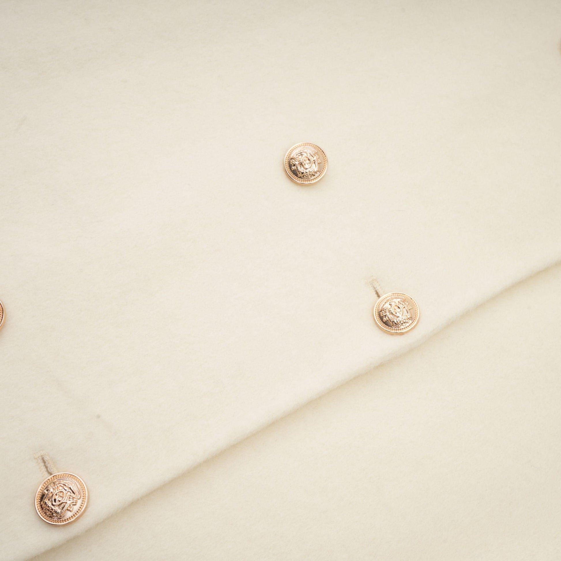 Elegant Charm Kürk Detaylı Krem Kaban Siaora