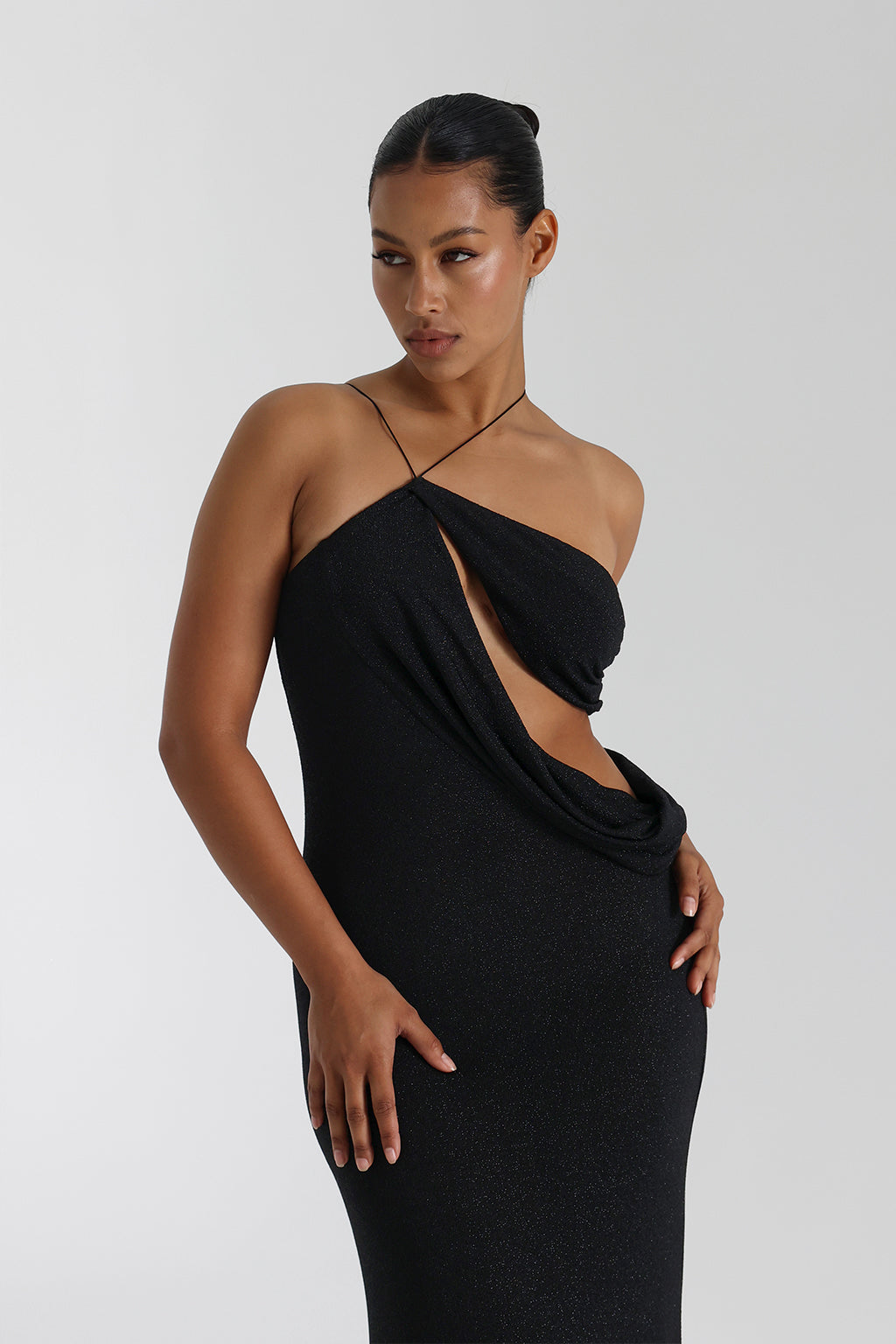 Theia - Drapeli Maxi Elbise
