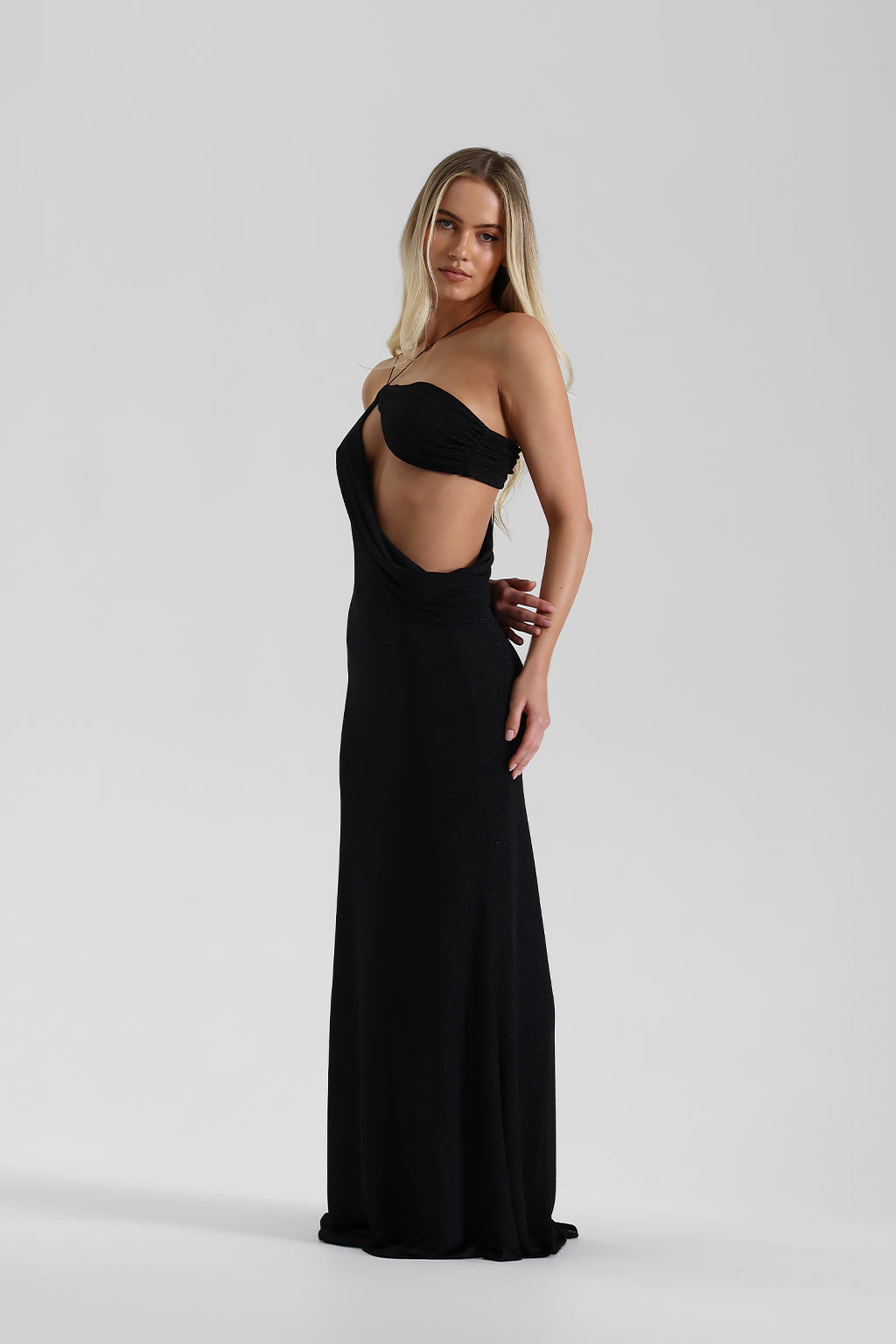 Theia - Drapeli Maxi Elbise
