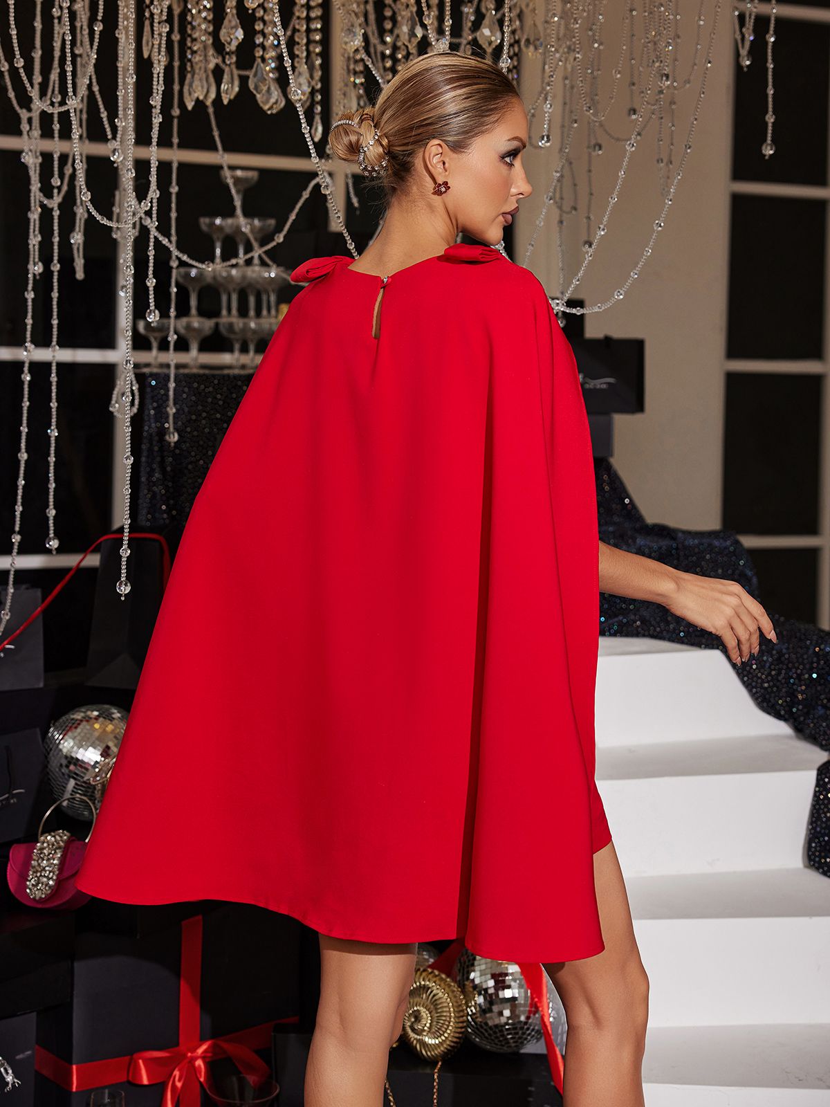 Faustina Başı Cape Mini Elbise THESVELTECHIC