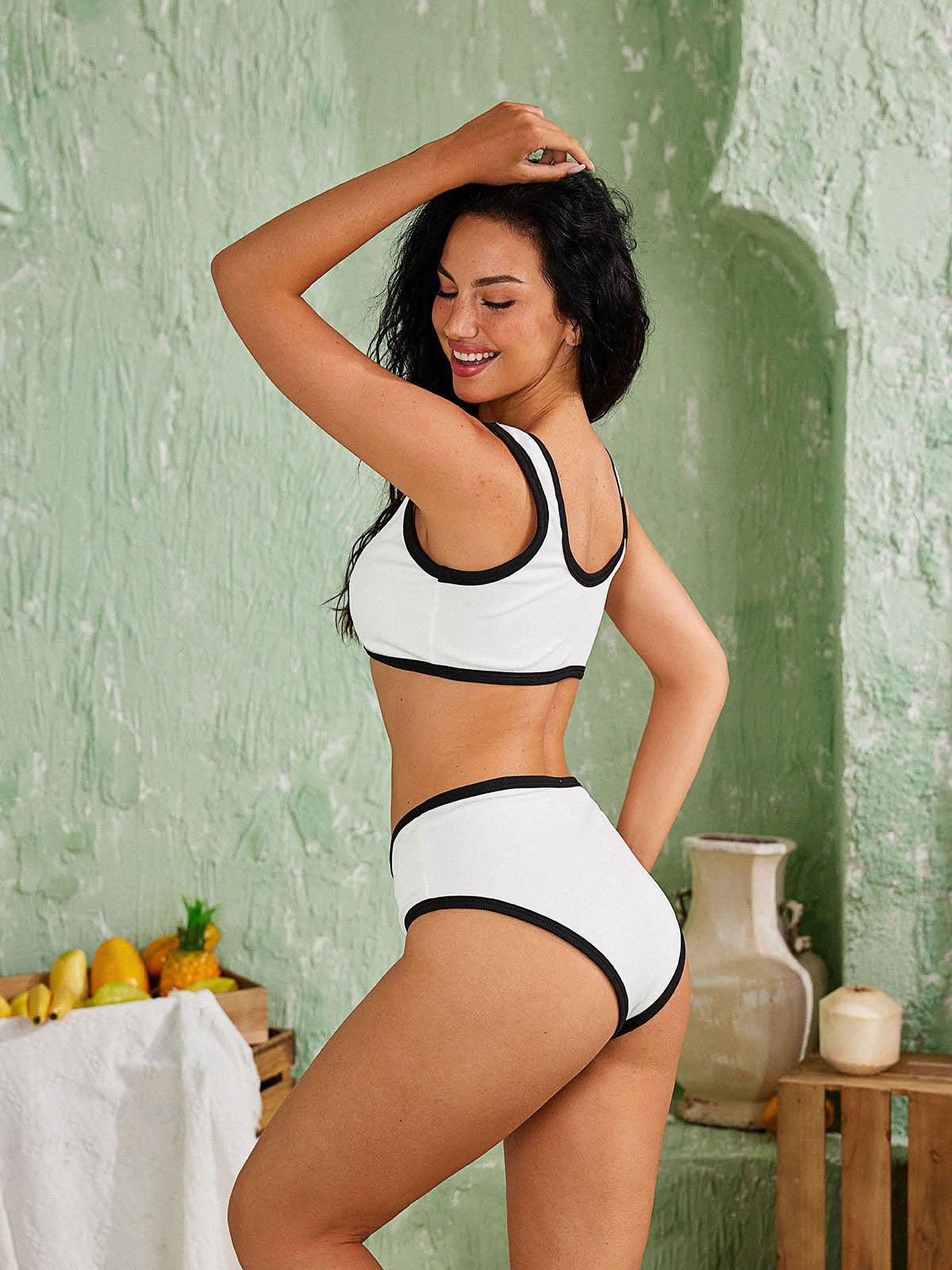 Jacoby Button Bikini İki Parçalı Beyaz Takım Niebbla