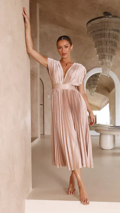 Emma | Derin V-Yaka Maxi Elbise THESVELTECHIC
