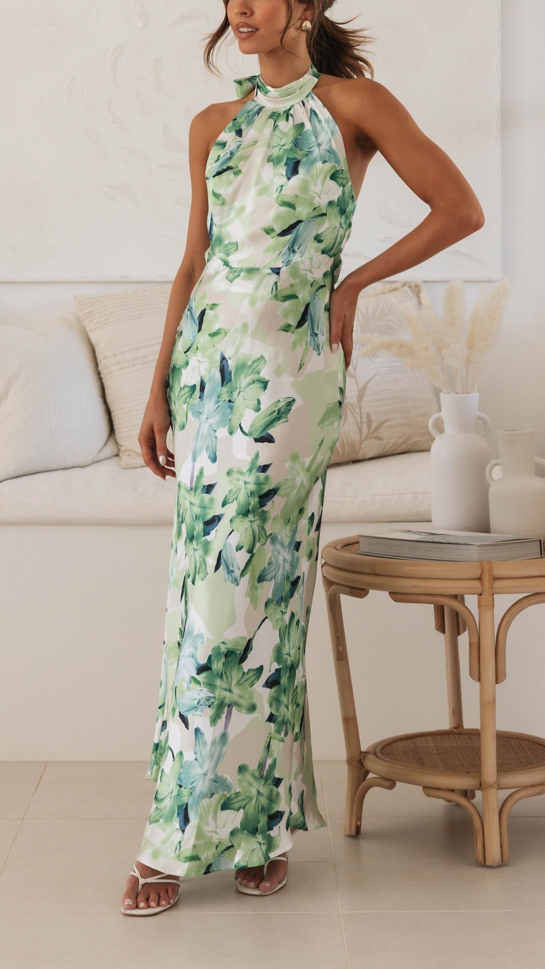 Shannon | Çiçekli Halter Maxi Elbise THESVELTECHIC