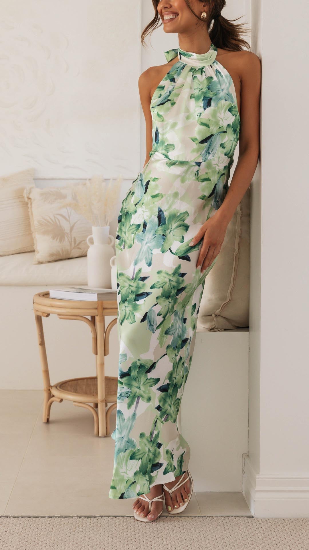 Shannon | Çiçekli Halter Maxi Elbise THESVELTECHIC