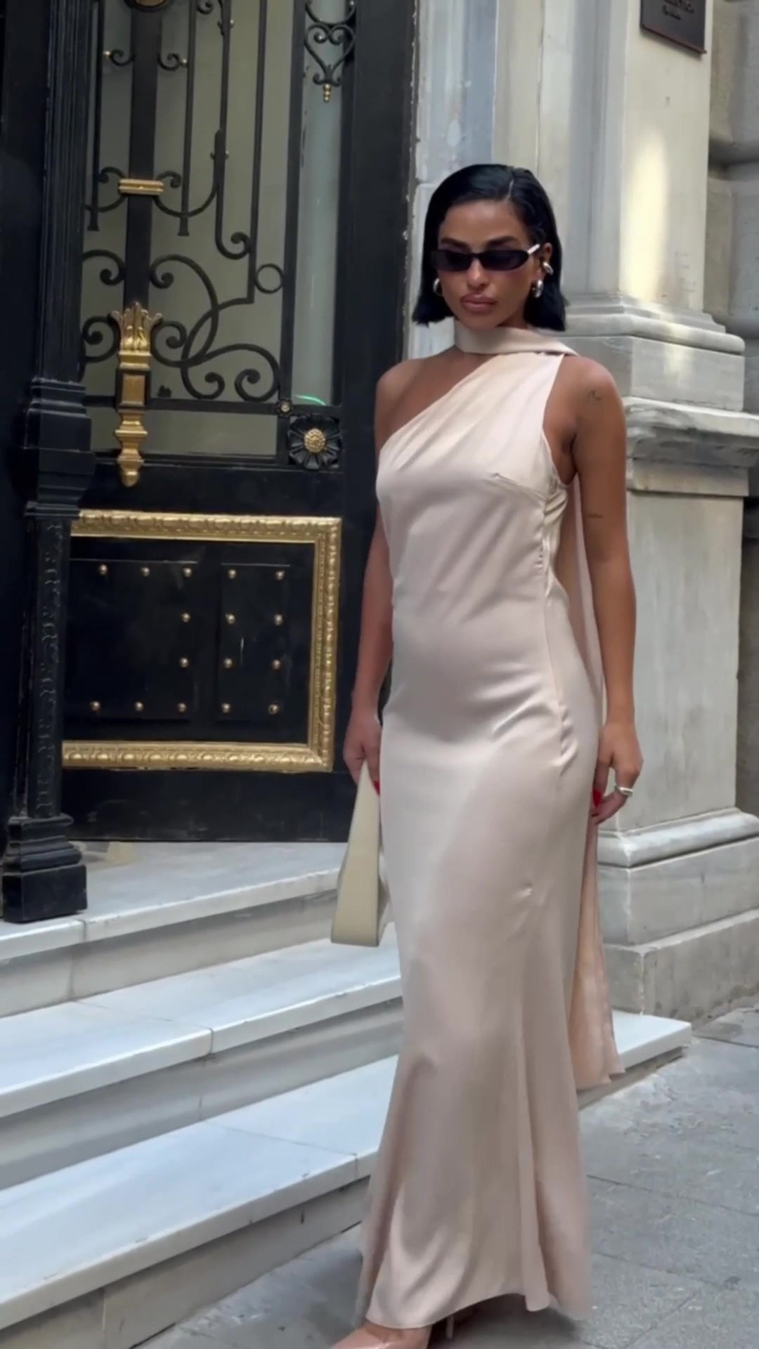 Eldivenli Straplez Şık Elbise (Kopya) VİSKALİ trendyol