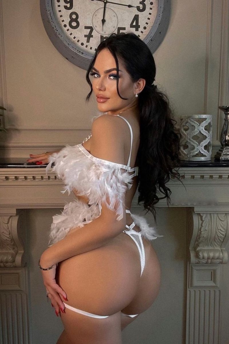 Şık dörtlü iç giyim takımı - Mor ve Beyaz THESVELTECHIC