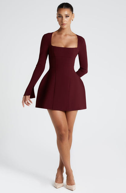 Bordo Kare Yaka Mini Elbise Niebbla