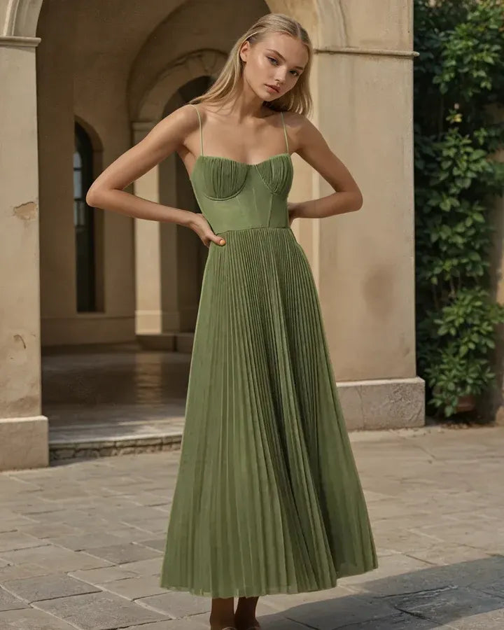 Sırt Detaylı Elegan Midi Elbise Siaora
