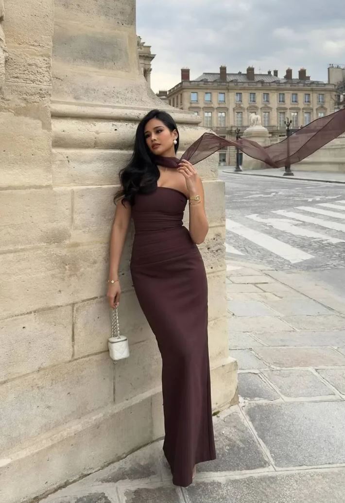 Eldivenli Straplez Şık Elbise THESVELTECHIC