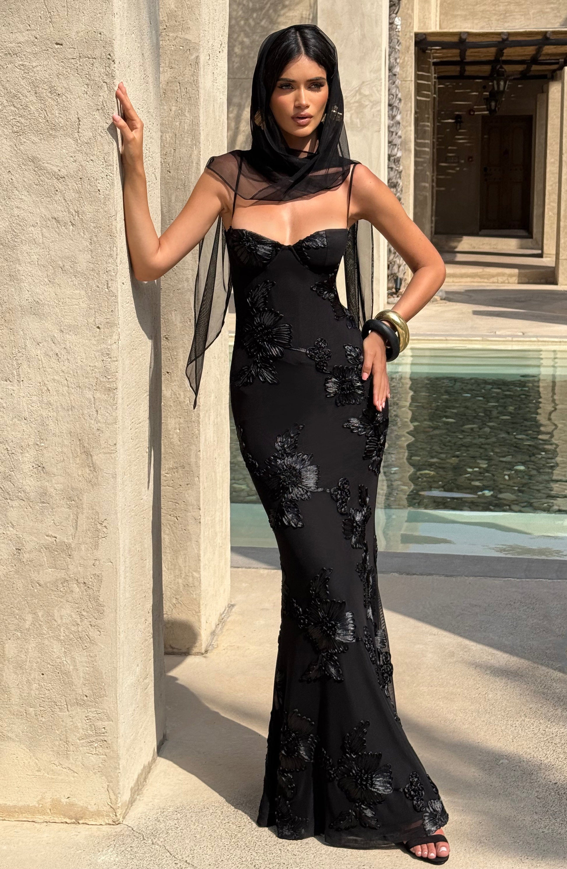 Nefertiti Maxi Elbise - Siyah Niebbla